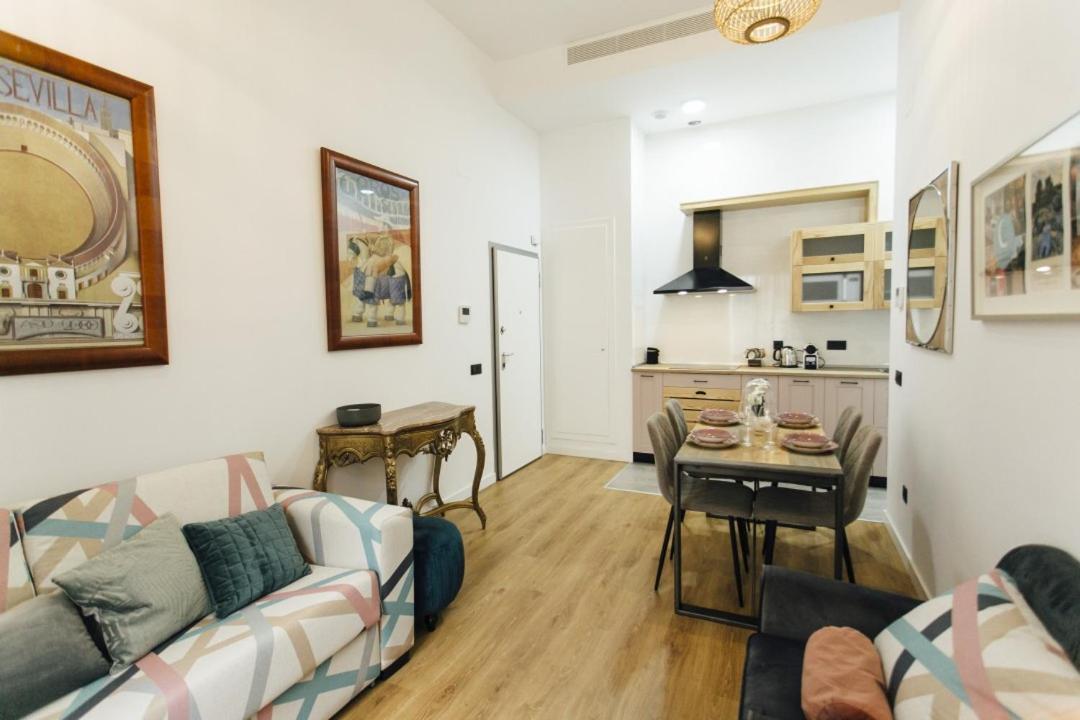 Modern With Seasonal Swimming Pool- 1Bd 1Bth- Goyeneta Daire Sevilla Dış mekan fotoğraf