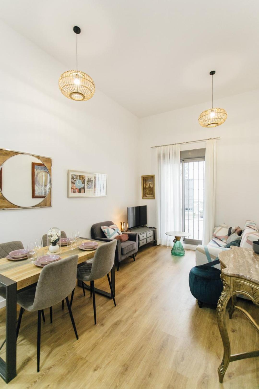 Modern With Seasonal Swimming Pool- 1Bd 1Bth- Goyeneta Daire Sevilla Dış mekan fotoğraf